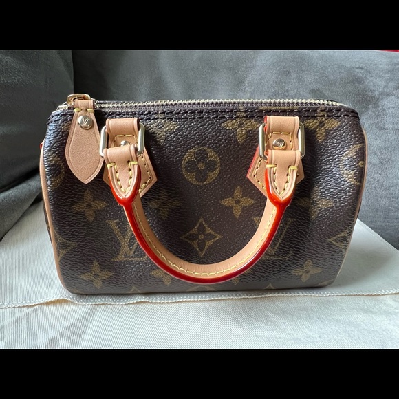 ❣️Final sale Authentic LV New Nano Speedy detachable straps❣️ - Picture 2 of 13